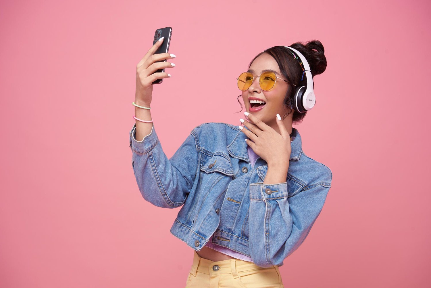 YouTube Shorts & IG Reels Lebih Canggih, Tapi Kenapa Gen Z Masih Betah di TikTok?